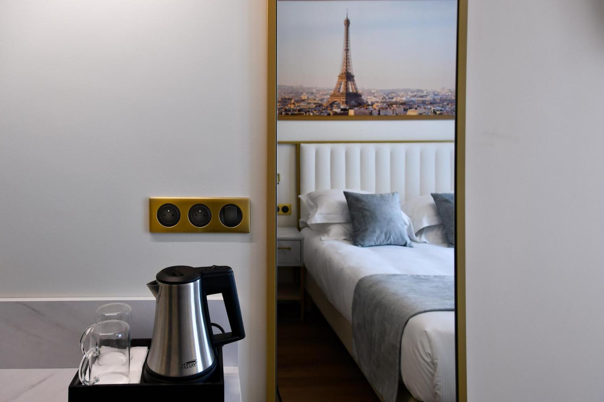 Hotel Des Deux Avenues Paris Exterior photo
